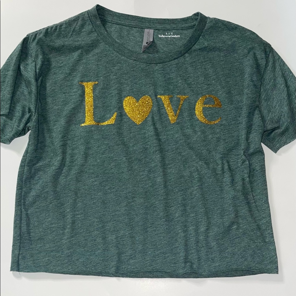 Love crop top